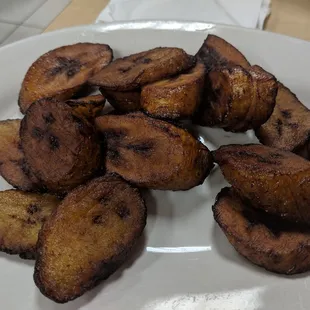 a plate of fried bananas