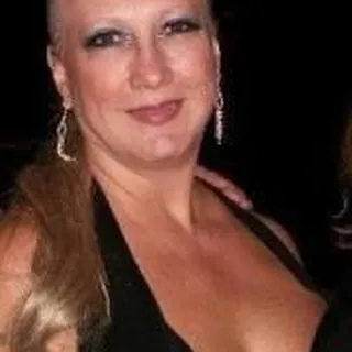 Donna D.