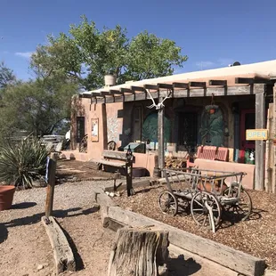 A beautiful oasis on the Turquoise Trail! Charming interior. Good food. Good service. Sit in the sunny enclosed patio and watch the peacocks