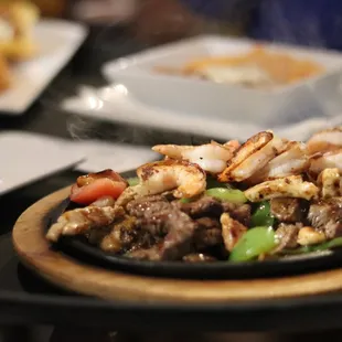 Enjoy the last Monday of the decade with some Fajitas Texanas