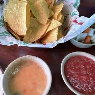 food, nachos