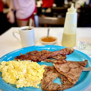 Steak, eggs &amp; bacon (à la carte)