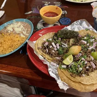 Taco de Carne Asada with rice and beans