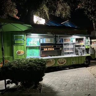 a food truck at night