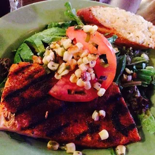 Fire-Grilled Salmon & Avocado Salad