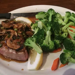 Seared Asian-Style Ahi Tuna