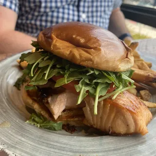 Grilled Salmon Sandwich