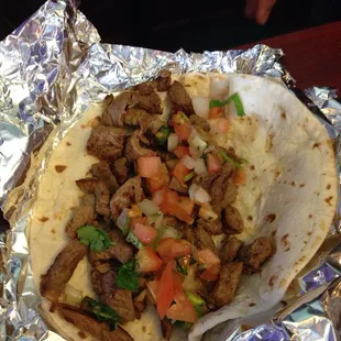 Tacos de carne asada