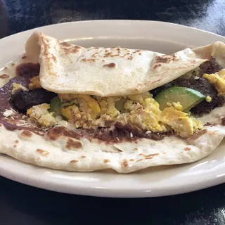 Mita's Baleadas Supreme