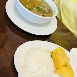 Sancocho De Res Con Arroz