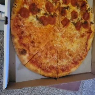 Gave them another shot,it proved to be futile. It should have been 1/2 pepperoni &amp; meatball, same side. Not worth the money &amp; time.