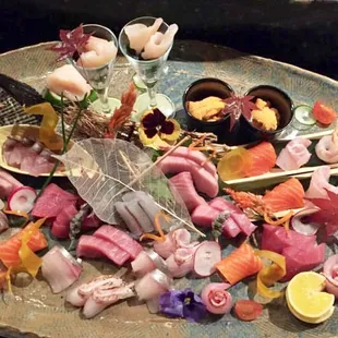 My BFF Coco can surely eat!!! Her fav sushi place in the OC