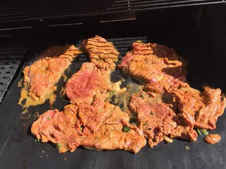 El Toro Bravo Market