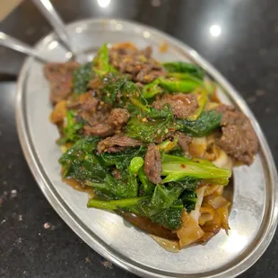 Satay beef chow fun 4/2022