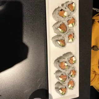 Philadelphia Roll (6pc)
