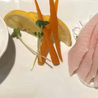 Yellow Tail Sashimi (6pc)