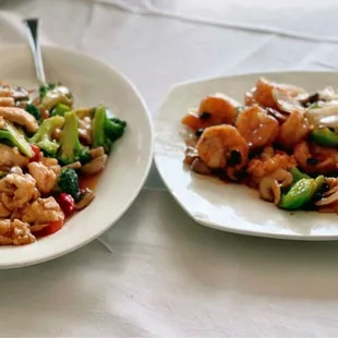 Broccoli Chicken; Shrimp with Black Bean Sauce