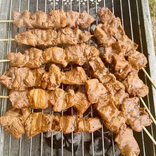 chicken wings and fried chicken, food