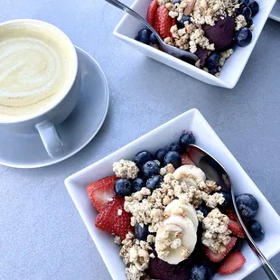 Golden latte and acai bowls