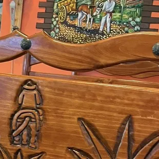 Booth and ambiance- very cute engraved booths