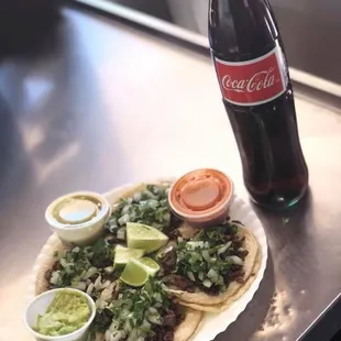 Asada tacos.. also available in Al Pastor, Barbacoa, tripas and Buche.