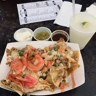 Pollo Adobado Nachos