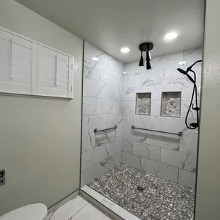 Walk in shower