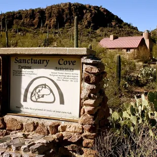 Sanctuary Cove entrance to the trails.