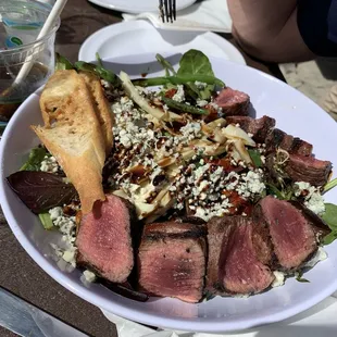 Steak salad
