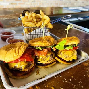 Cheeseburger sliders