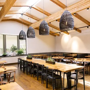 sushi and sashimi, interior