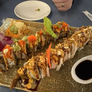 Aurora Roll &amp; Sand Pebble Roll