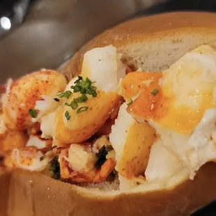Lobster roll