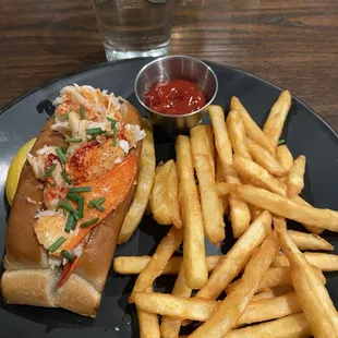 Warm Lobster Roll