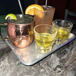 drink, oysters and mussels