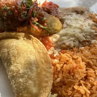 Chile Relleno y Crispy Taco