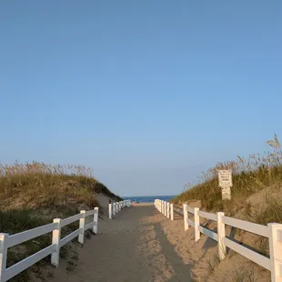 Path to beach