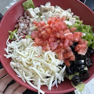 CHEF&apos;S CREATION salad