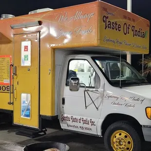 Taste of India food truck at Chevron Gas Station, Bakersfield, CA