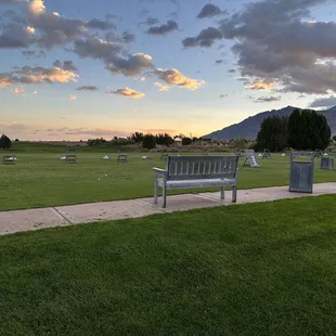 Driving range with complimentary pyramids of range balls