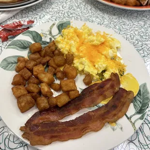 I ordered hash browns and received home fries instead