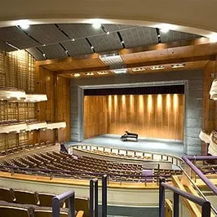 photo credit: www.sandlercenter.org