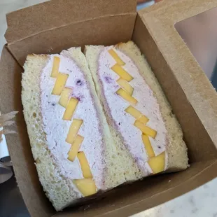 Ube cream with mango