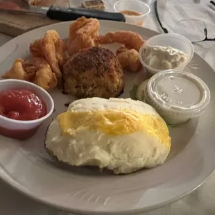 Had the crabcake and shrimp with a twice cooked potato.