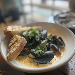 Steamed mussels