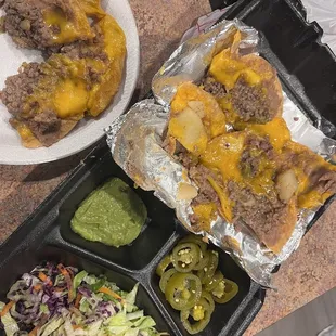 chicken wings and fried chicken, food