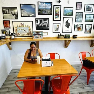 Photos from the owner's grand parents from Cuba and Colombia.