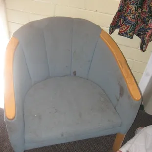"chair"