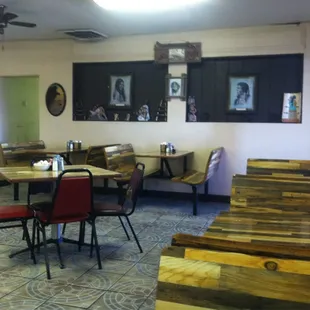 Small front dining room