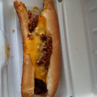 This $2.59 chilly cheese dog is wack!!!  Tiny, dry and tasteless...unless you count the horrible grill burn!!!